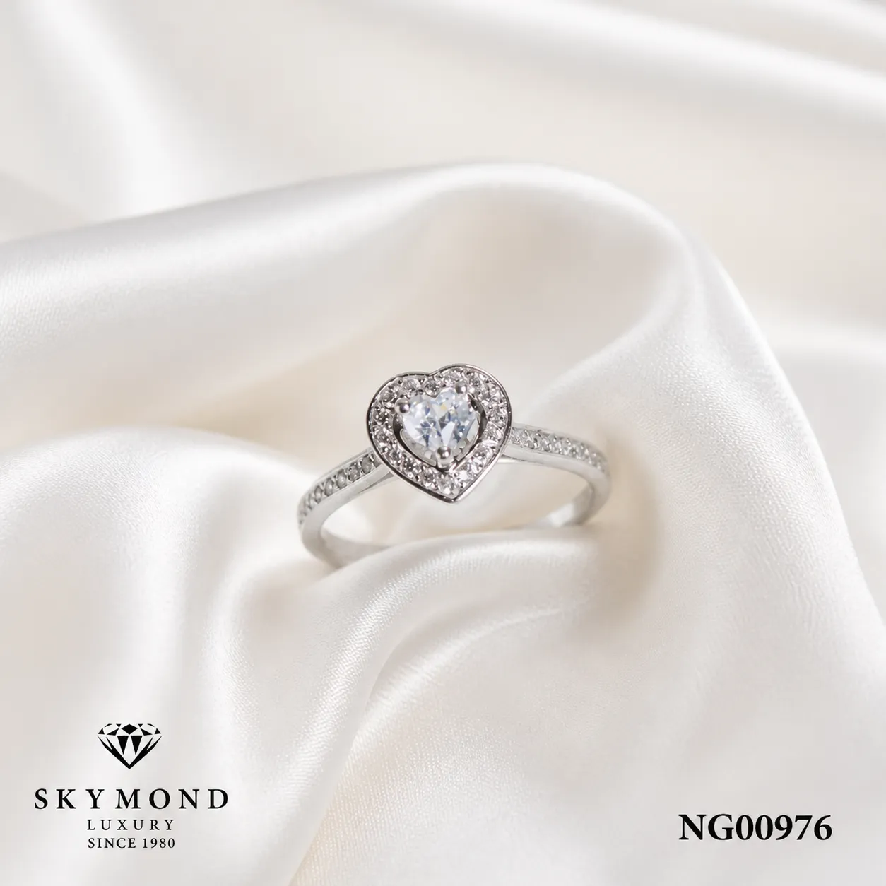 nhẫn cầu hôn skymond